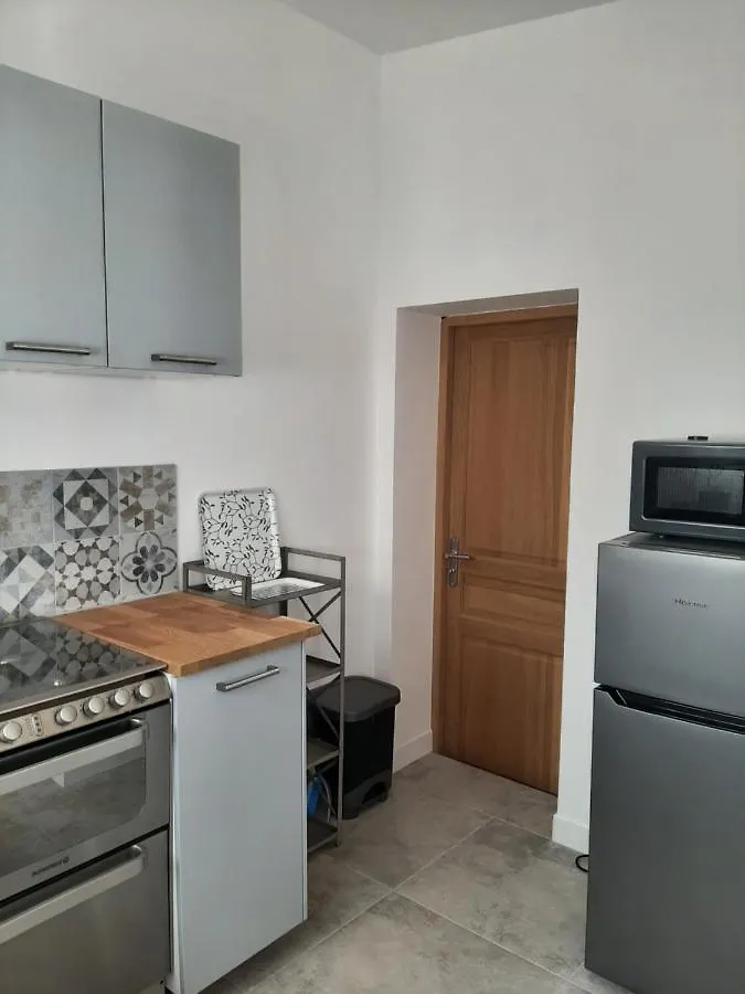 Appartement la Colinière, joli studio en pleine nature à Aix-en-Provence