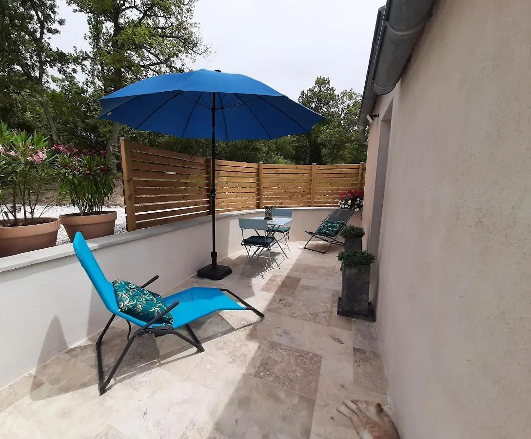 Appartement la Colinière, joli studio en pleine nature à Aix-en-Provence